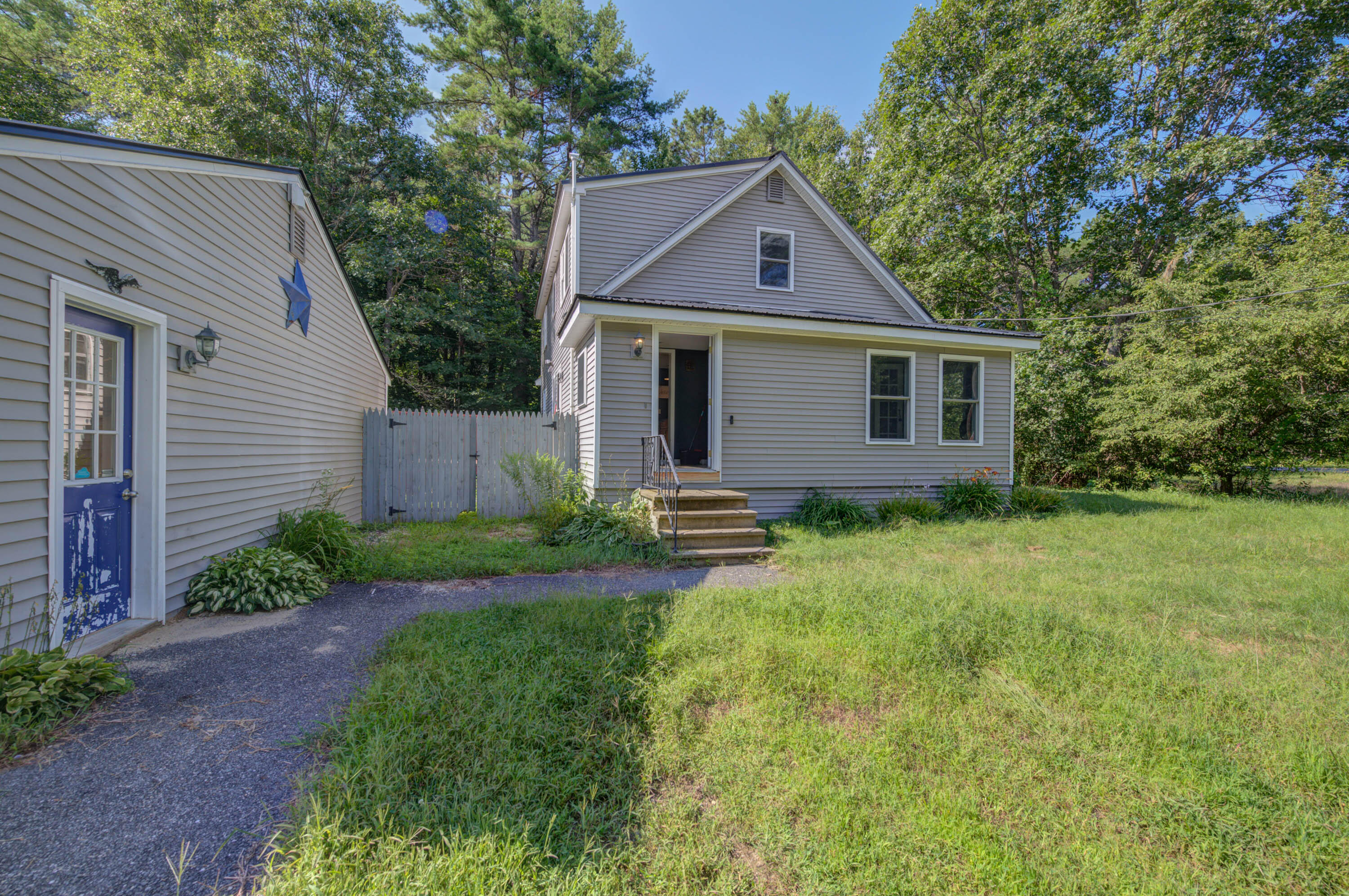 418 Shaker Road Gray, ME 04039 - Photo 4 of 33 pic-4