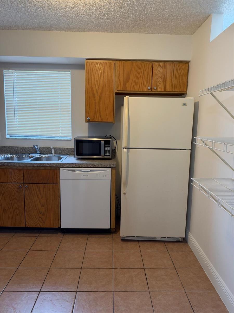 3606 Inlet Circle Greenacres, FL 33463 - Photo 13 of 51 Gallery Image 13