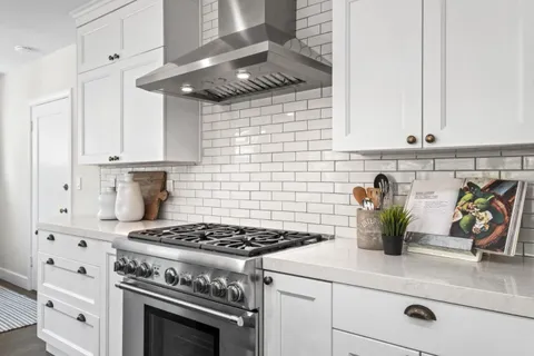 $2,195,000 | 1120 Dufferin Avenue, Burlingame, CA 94010