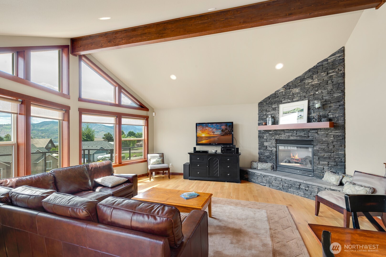 205 Butte Road Chelan, WA 98816 - Photo 6 of 37 Gallery Image 6
