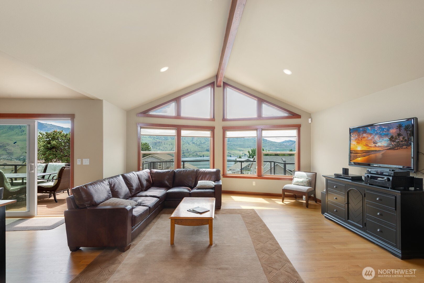 205 Butte Road Chelan, WA 98816 - Photo 7 of 37 Gallery Image 7