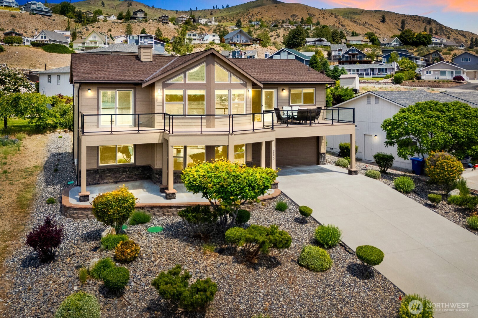 205 Butte Road Chelan, WA 98816 - Photo 9 of 37 Gallery Image 9