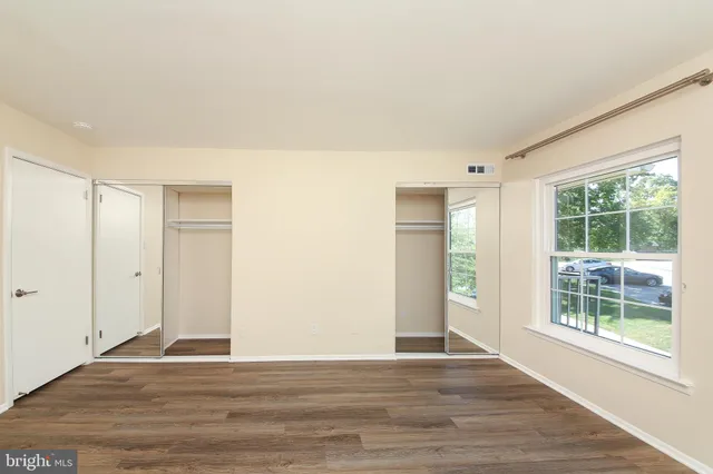 $289,999 | 463 Old Forge Crossing, Unit 463, Devon, PA 19333