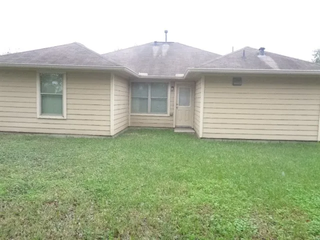 $1,750 | 7925 Silver Oak Drive, Texas City, TX 77591