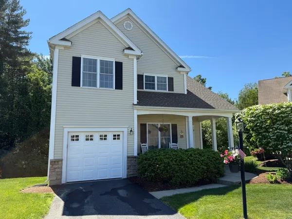 $599,900 | 31 Daisy Lane, Unit 31, Raynham, MA 02767