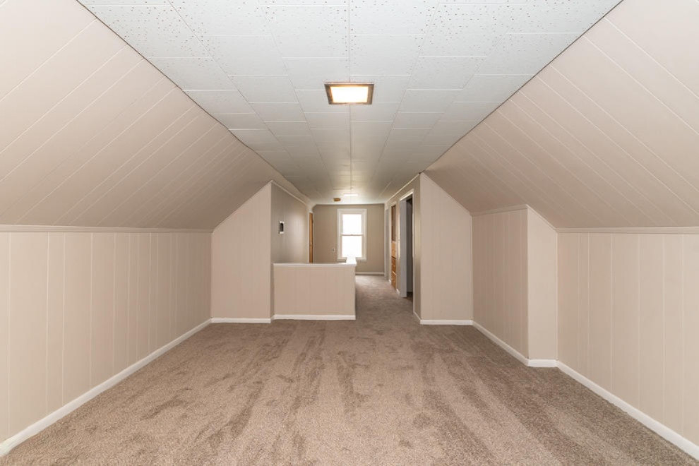 1104 Miller Road Kalamazoo, MI 49001 - Photo 27 of 31 RN5_8968
