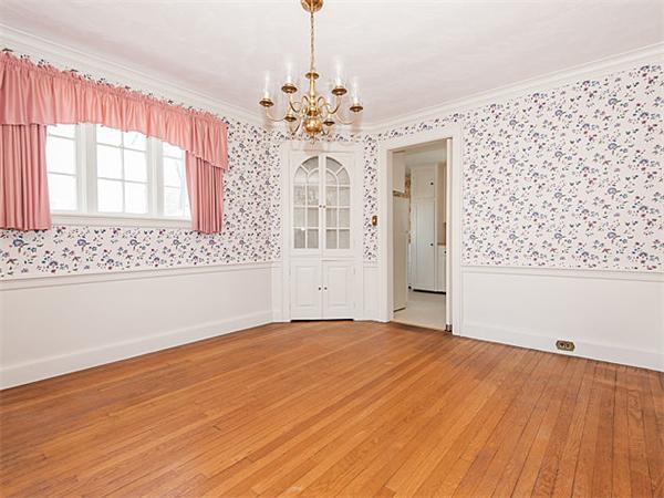 6 Glenburnie Road Boston, MA 02132 - Photo 4 of 11 Gallery Image 4