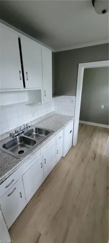 $995 | 1228 Westside Drive, Greensboro, NC 27405