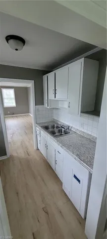 $995 | 1228 Westside Drive, Greensboro, NC 27405