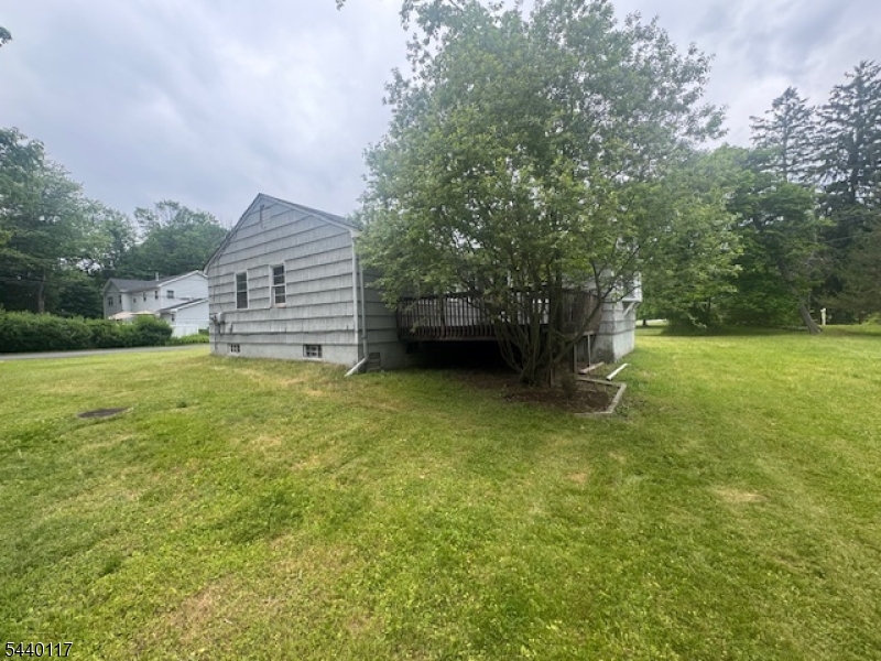 2 Shores Road Randolph, NJ 07869 - Photo 7 of 17