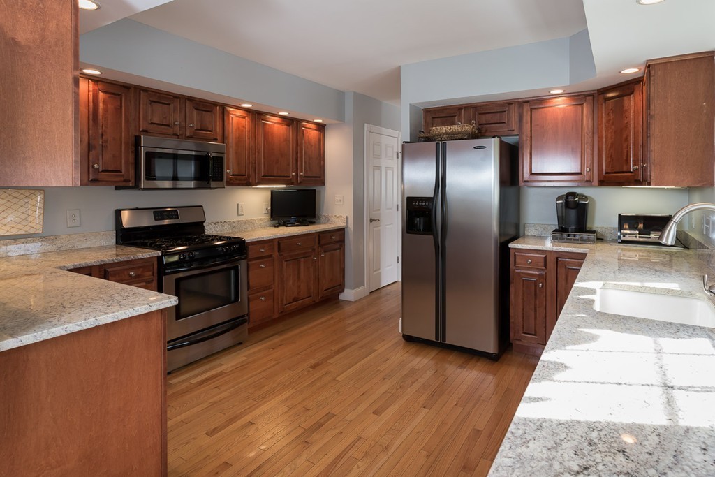 7 Kyle Path, Unit 8 Scituate, MA 02066 - Photo 3 of 16 Gallery Image 3