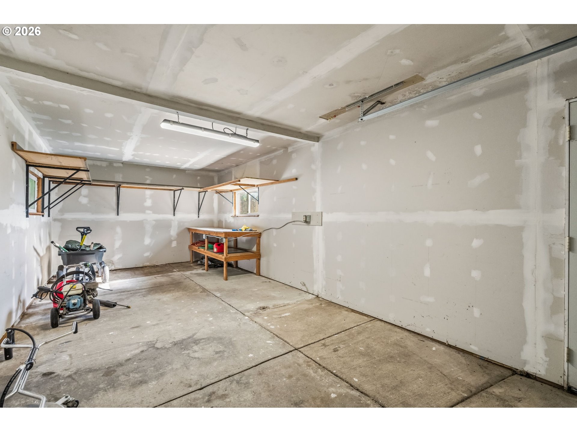 6001 E Street Springfield, OR 97478 - Photo 40 of 46 Garage