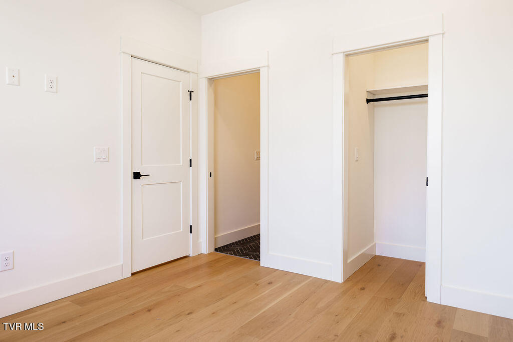 1533 Pactolas Road, Unit 105 Johnson City, TN 37604 - Photo 55 of 68 EmilyandTylerEmpty-8