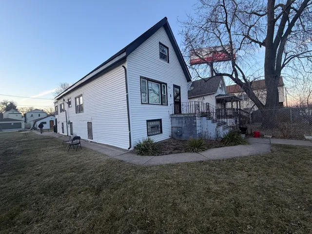 $129,900 | 9952 South Vincennes Avenue, Chicago, IL 60643