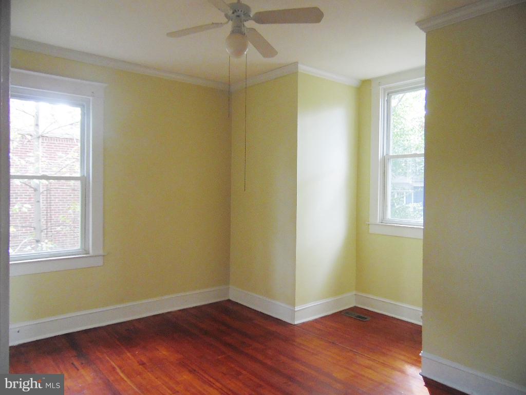 2803 Lawina Road Baltimore, MD 21216 - Photo 9 of 16 interior