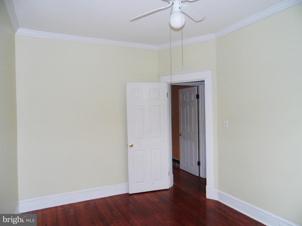 2803 Lawina Road Baltimore, MD 21216 - Photo 10 of 16 interior