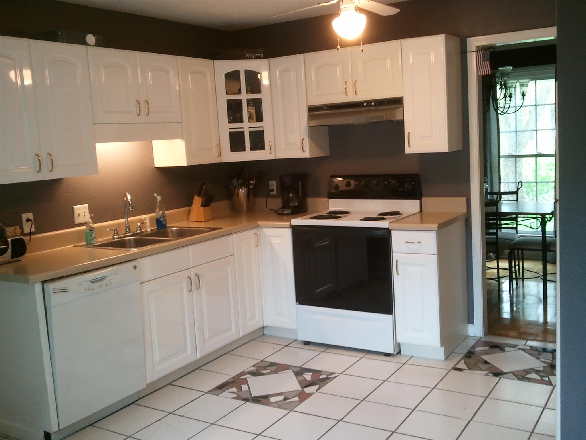 3441 New Towne Road Antioch, TN 37013 - Photo 6 of 9 Large kitchen with dishwasher