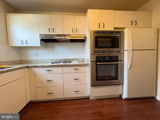 $1,500 | 6317 Pearce Avenue, Baltimore, MD 21215