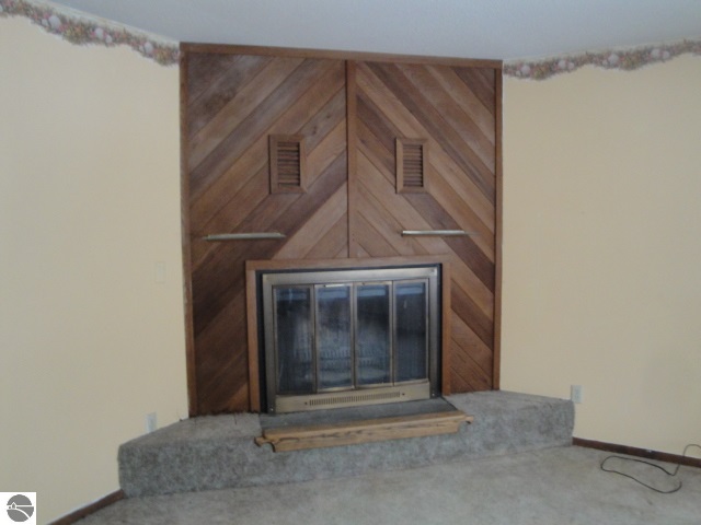2332 Tamara Road Kalkaska, MI 49646 - Photo 5 of 9 1778654-4.JPG