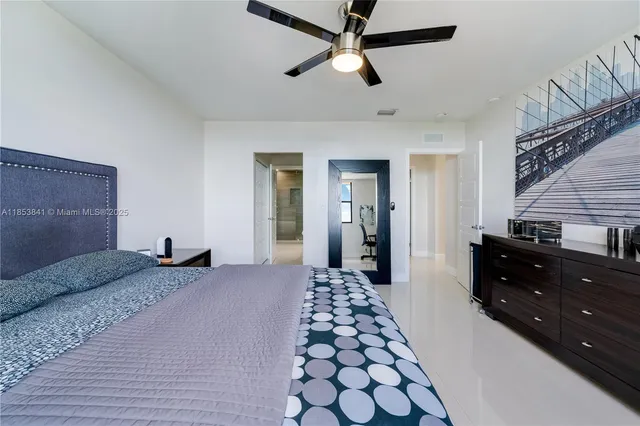 $2,575 | 2450 Northeast 135th Street, Unit 1001, North Miami, FL 33181