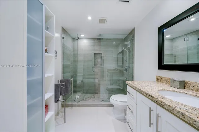 $2,575 | 2450 Northeast 135th Street, Unit 1001, North Miami, FL 33181