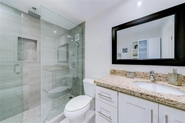 $2,575 | 2450 Northeast 135th Street, Unit 1001, North Miami, FL 33181