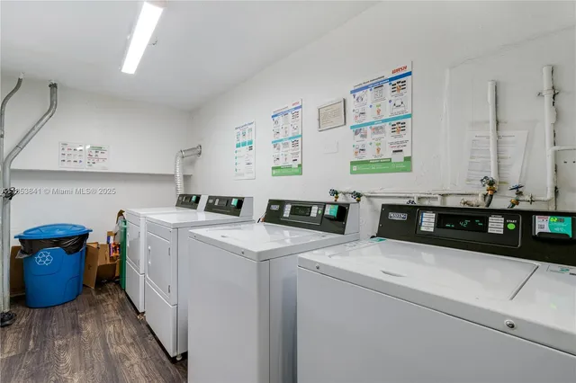 $2,575 | 2450 Northeast 135th Street, Unit 1001, North Miami, FL 33181