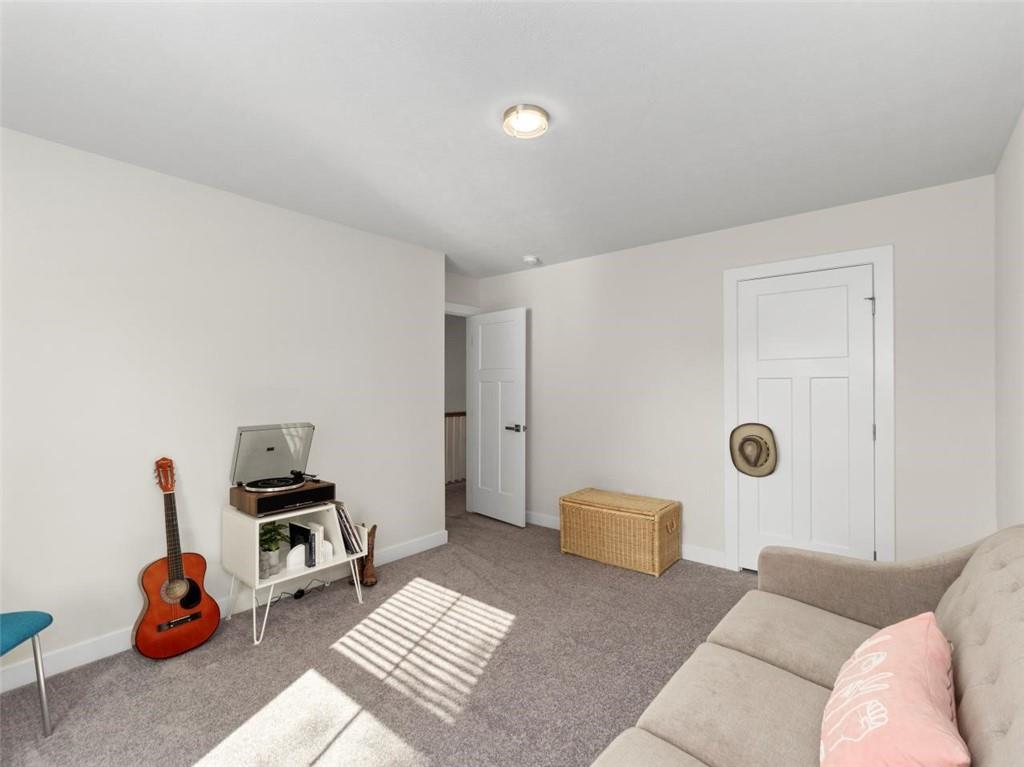 200 Keystone Crossing Clinton, PA 15026 - Photo 24 of 45 Gallery Image 24