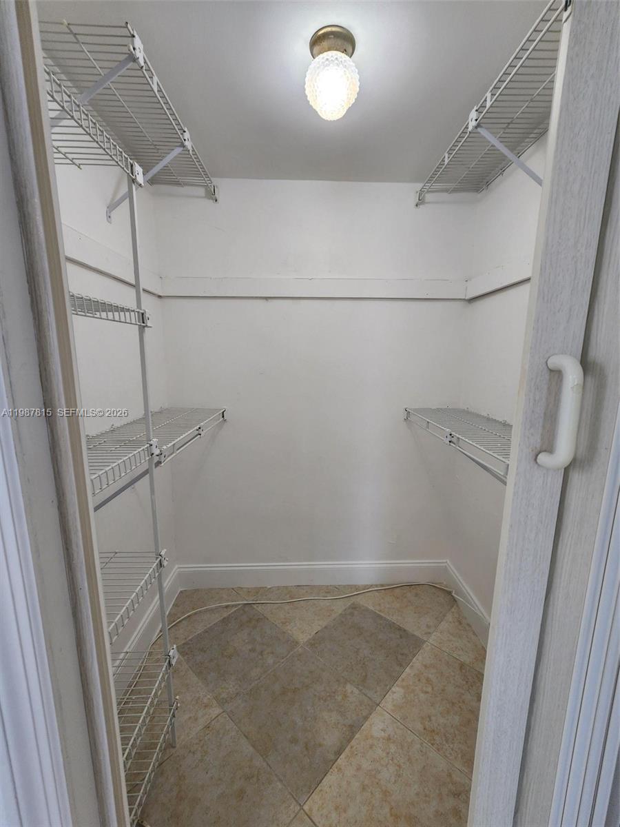 2780 North Pine Island Road, Unit 112 Sunrise, FL 33322 - Photo 19 of 51