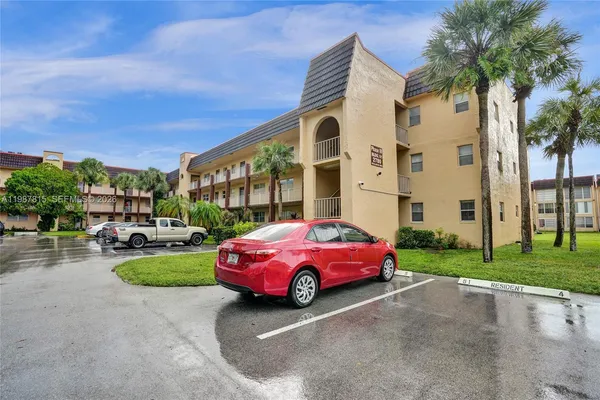 $89,000 | 2780 North Pine Island Road, Unit 112, Sunrise, FL 33322