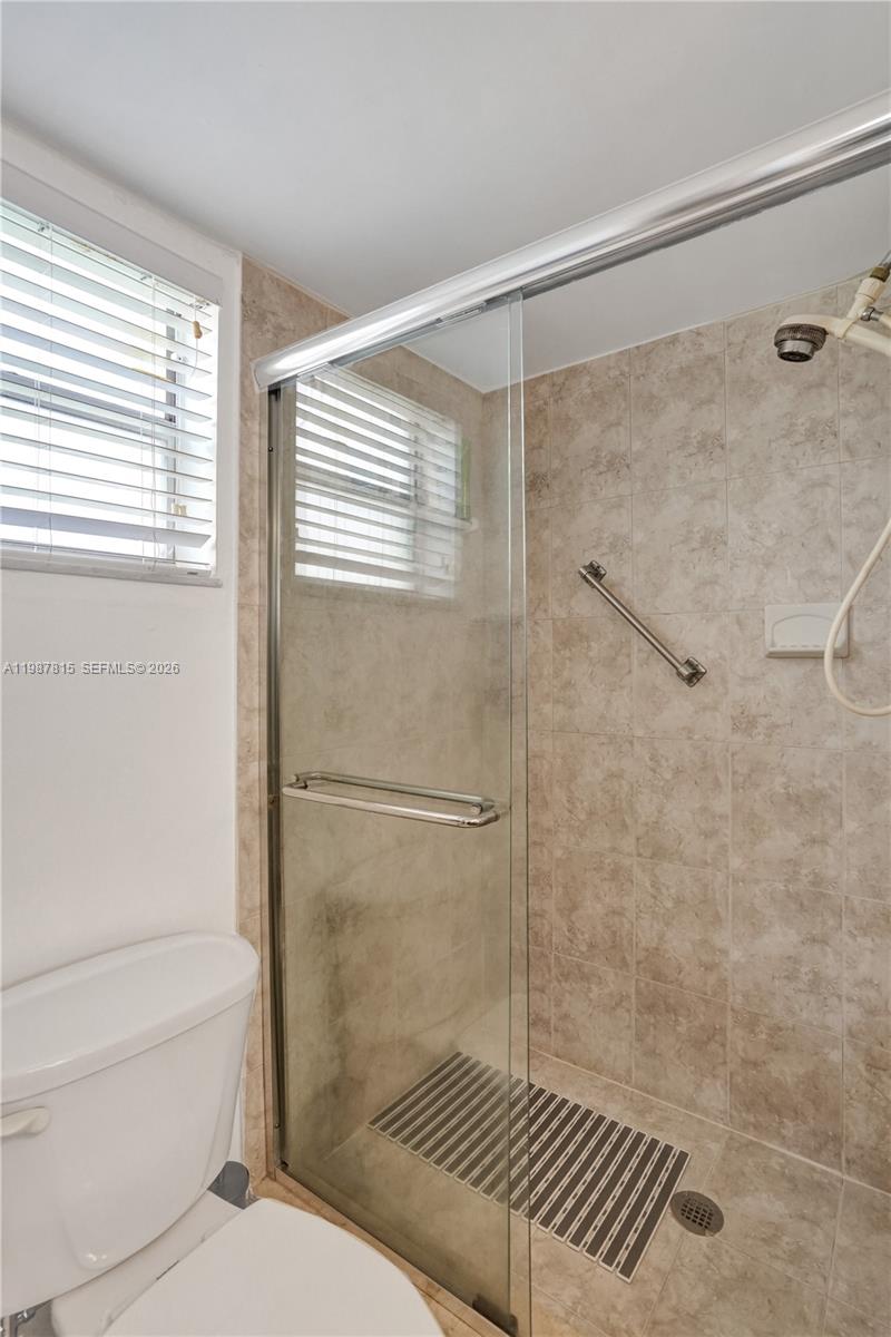 2780 North Pine Island Road, Unit 112 Sunrise, FL 33322 - Photo 21 of 51