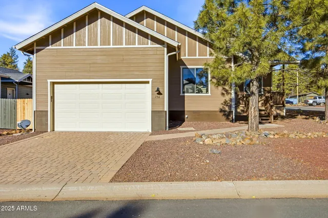 $485,000 | 736 West Summer Haven Lane, Lakeside, AZ 85929