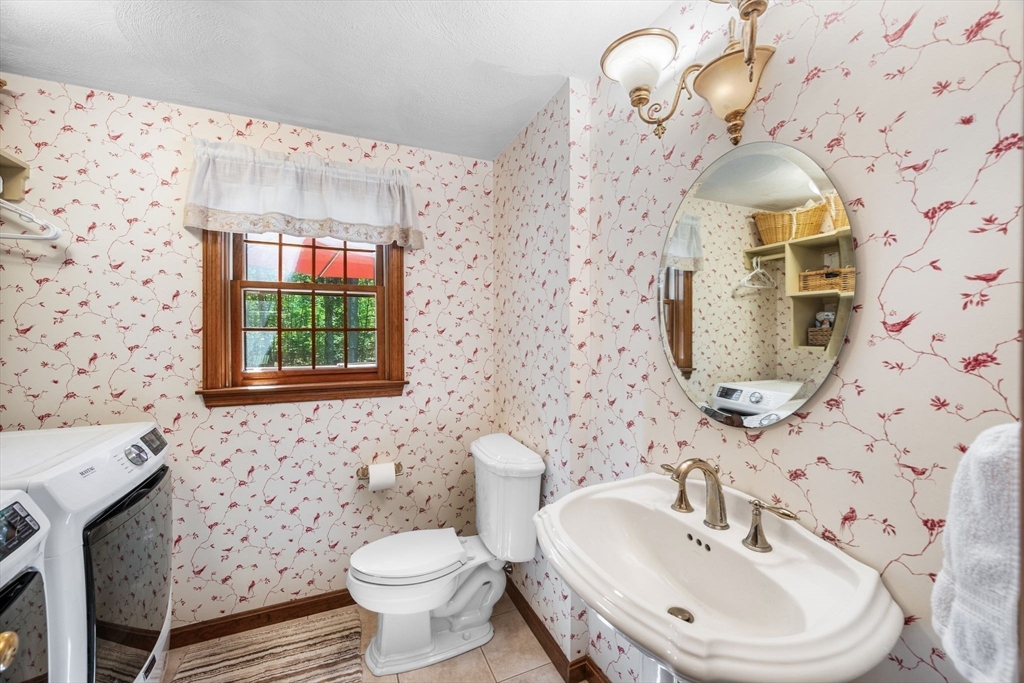 11 Rocky Woods Road Groveland, MA 01834 - Photo 22 of 42