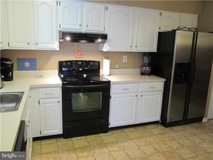 80 Trafalgar Road Doylestown, PA 18901 - Photo 9 of 24 Kitchen