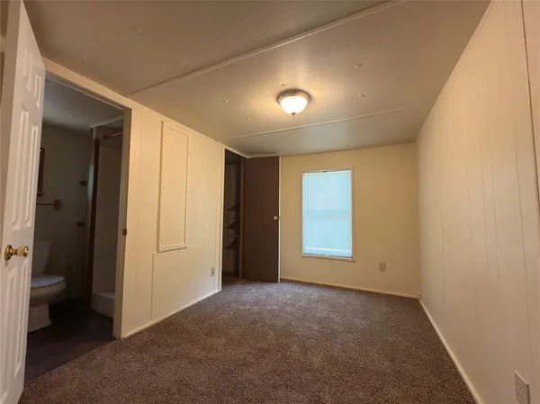 $1,200 | 1300 Red Hawk Bay Drive, West Tawakoni, TX 75474