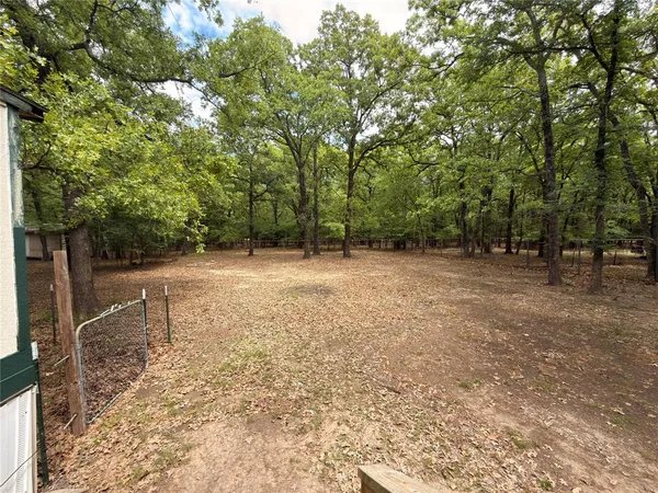 $1,200 | 1300 Red Hawk Bay Drive, West Tawakoni, TX 75474