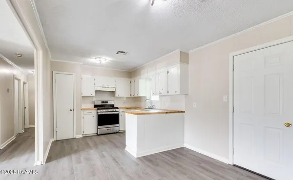$1,300 | 1842 Grace Pete Street, Crowley, LA 70526