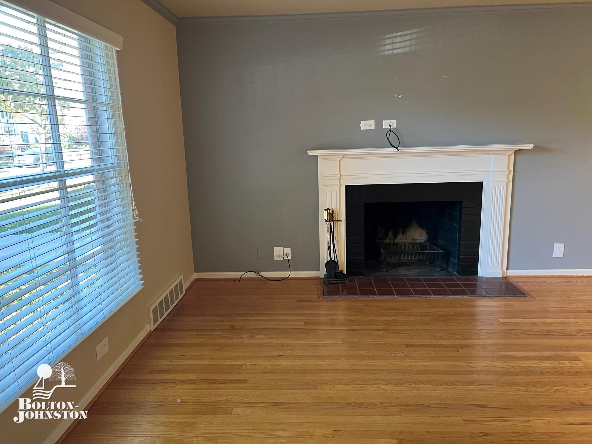 360 Rivard Boulevard Grosse Pointe, MI 48230 - Photo 4 of 16