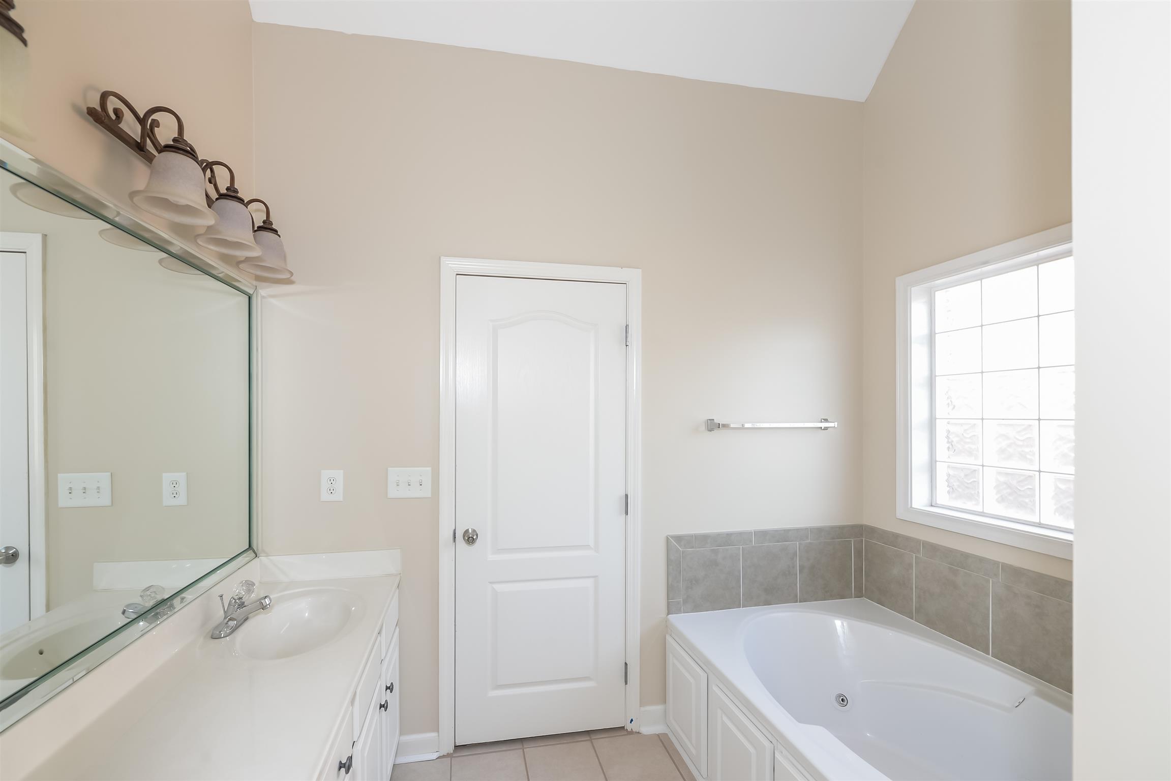 127 Ridgeview Trace Hendersonville, TN 37075 - Photo 12 of 25 Gallery Image 12