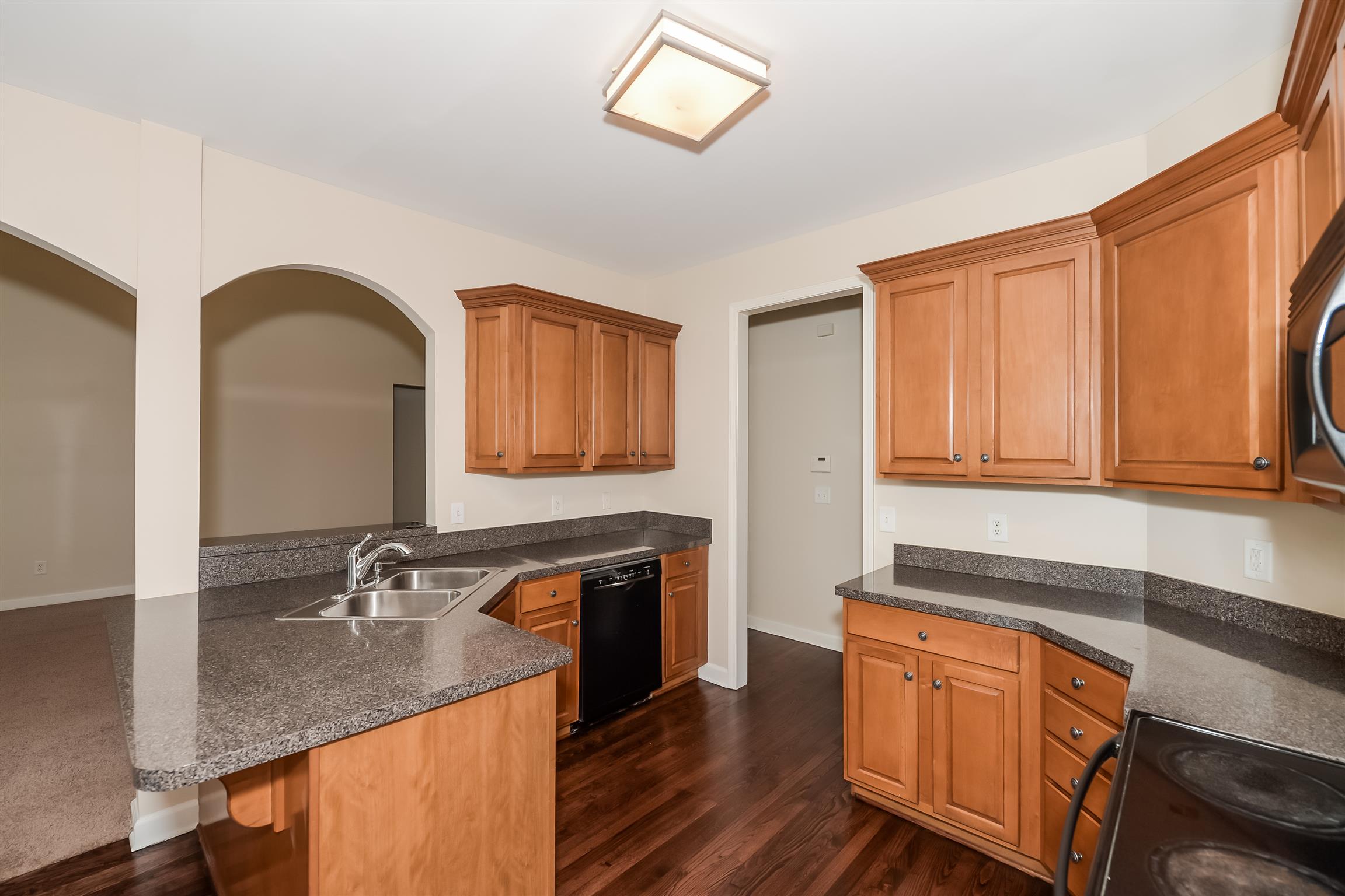 127 Ridgeview Trace Hendersonville, TN 37075 - Photo 2 of 25 Gallery Image 2