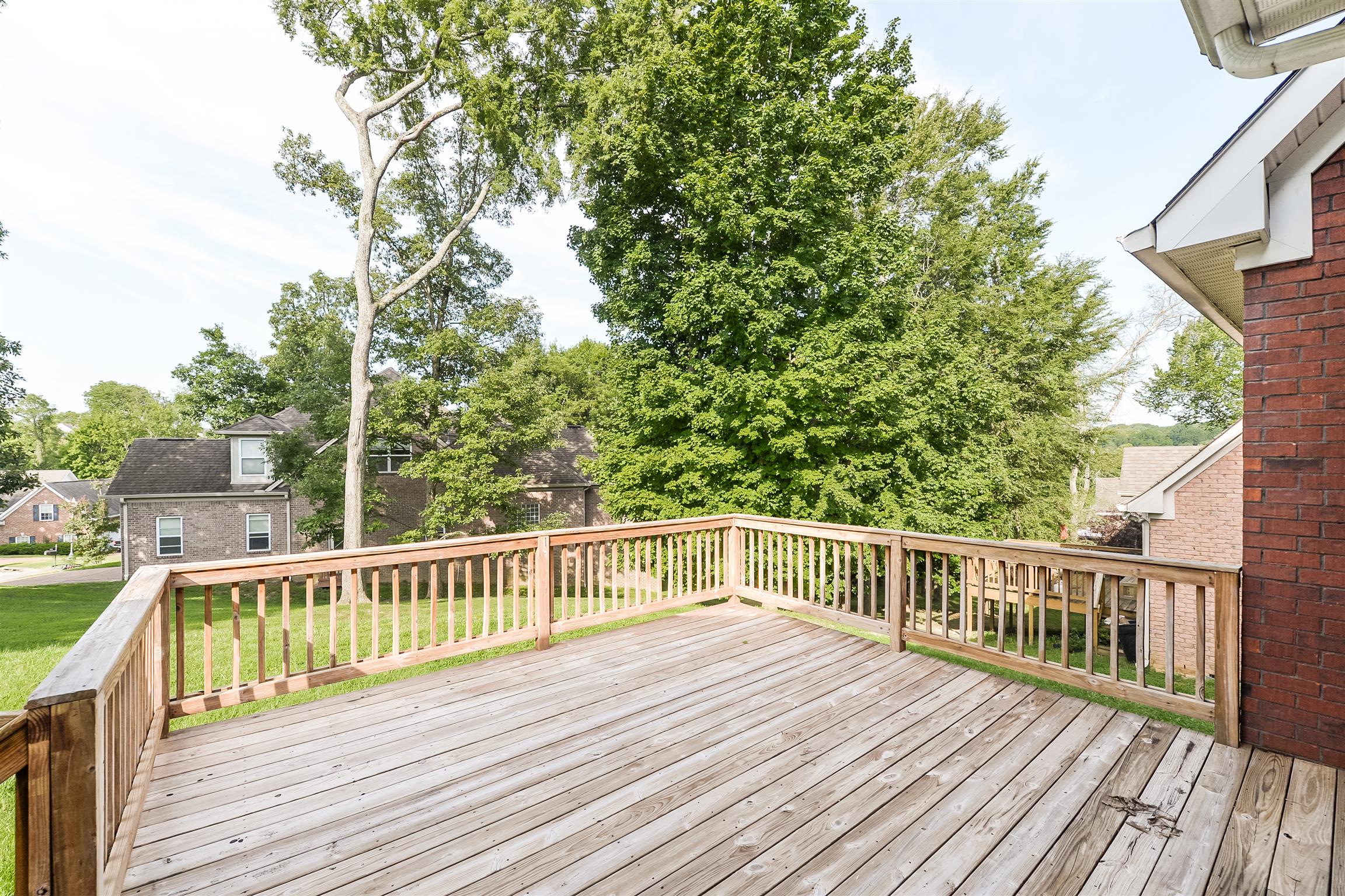 127 Ridgeview Trace Hendersonville, TN 37075 - Photo 4 of 25 Gallery Image 4