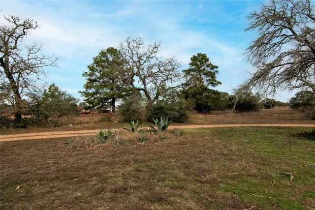 $195,000 | 5431 North Us Highway, La Grange, TX 78945