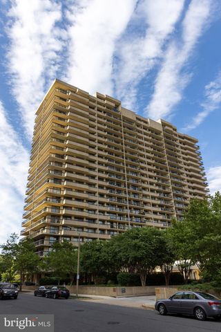 $720,000 | 400 Madison Street, Unit 203, Alexandria, VA 22314