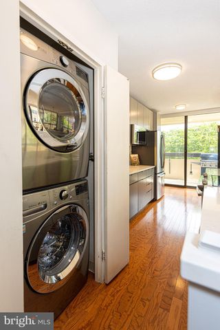 $720,000 | 400 Madison Street, Unit 203, Alexandria, VA 22314