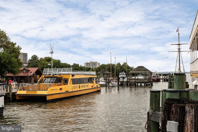 $720,000 | 400 Madison Street, Unit 203, Alexandria, VA 22314