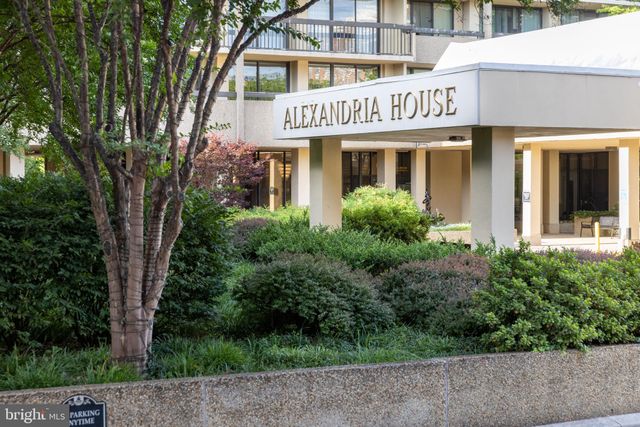 $720,000 | 400 Madison Street, Unit 203, Alexandria, VA 22314