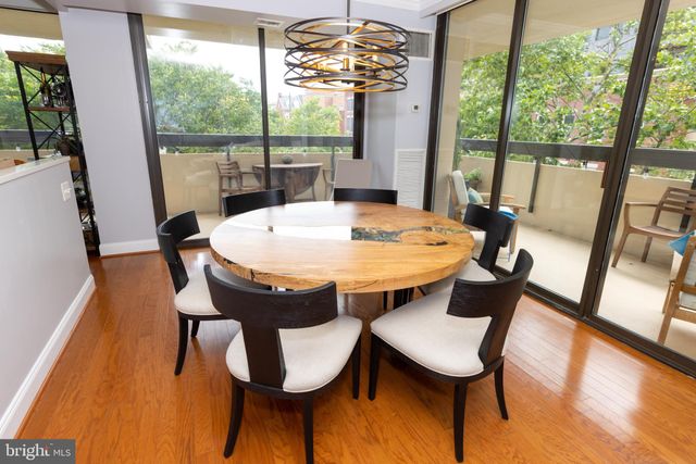 $720,000 | 400 Madison Street, Unit 203, Alexandria, VA 22314