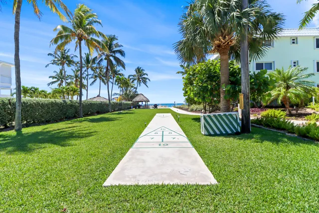 $375,000 | 1101 West Ocean Drive, Unit 15, Key Colony Beach, FL 33051