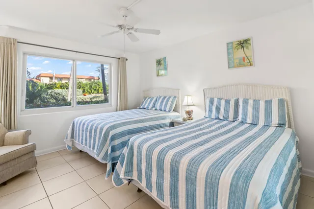 $375,000 | 1101 West Ocean Drive, Unit 15, Key Colony Beach, FL 33051