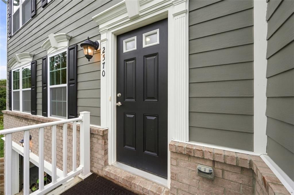 2570 Willowbrook Road Pittsburgh, PA 15241 - Photo 4 of 41 Gallery Image 4
